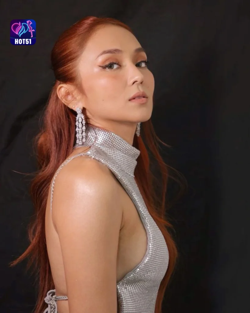  Stunning Kathryn Bernardo Photos on HOT51 Platform 