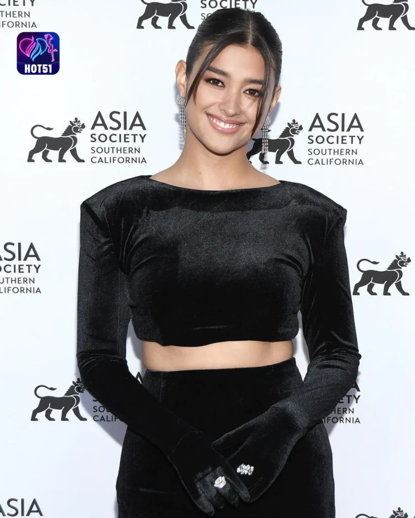 Stunning Liza Soberano Photos on HOT51 Platform 