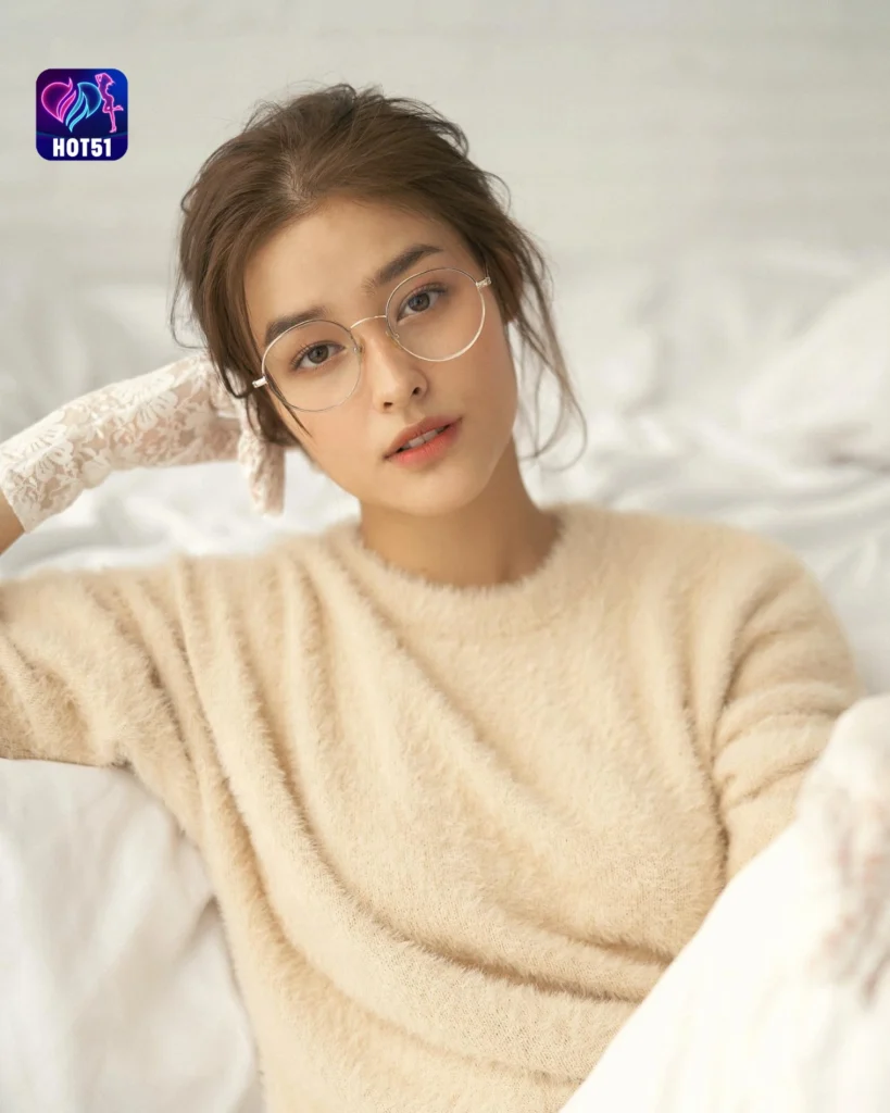  Stunning Liza Soberano Photos on HOT51 Platform