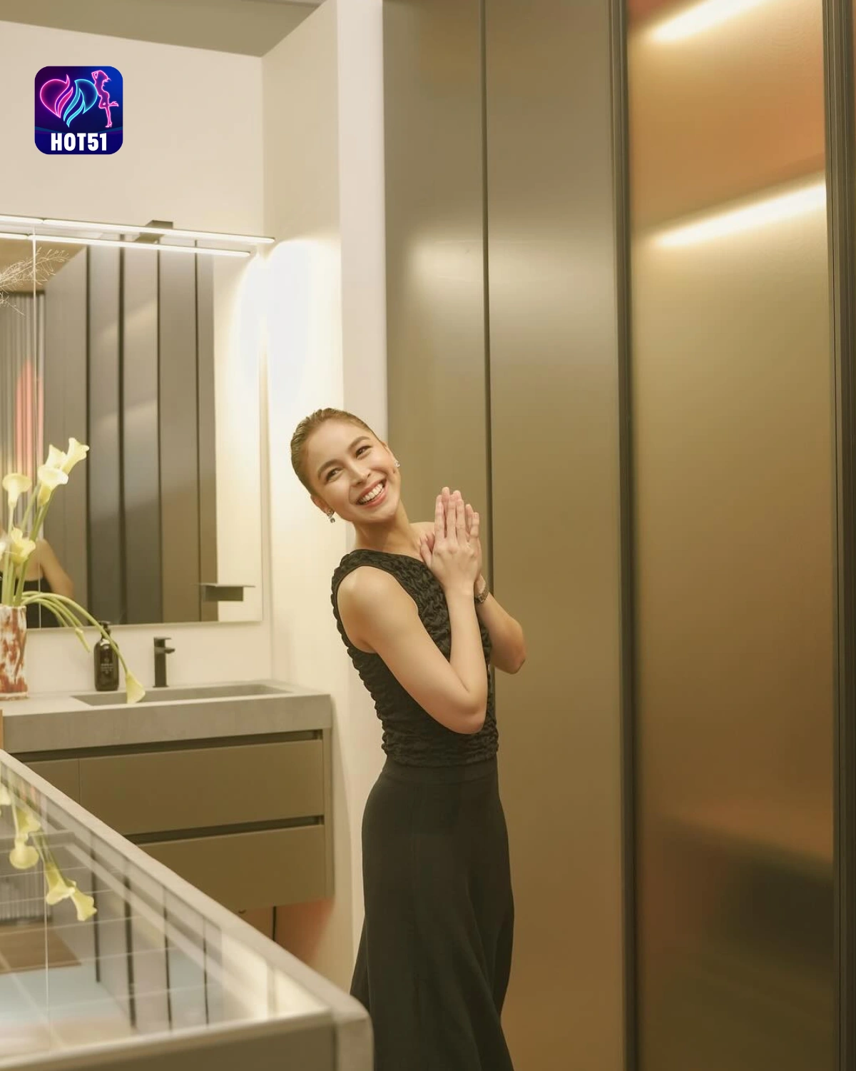 You are currently viewing Beautiful Stunning Photos of Devika Sanjay on HOT51 Platform