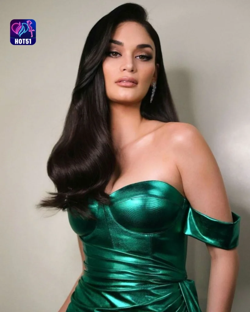  Stunning Pia Wurtzbach Photos on HOT51 Platform