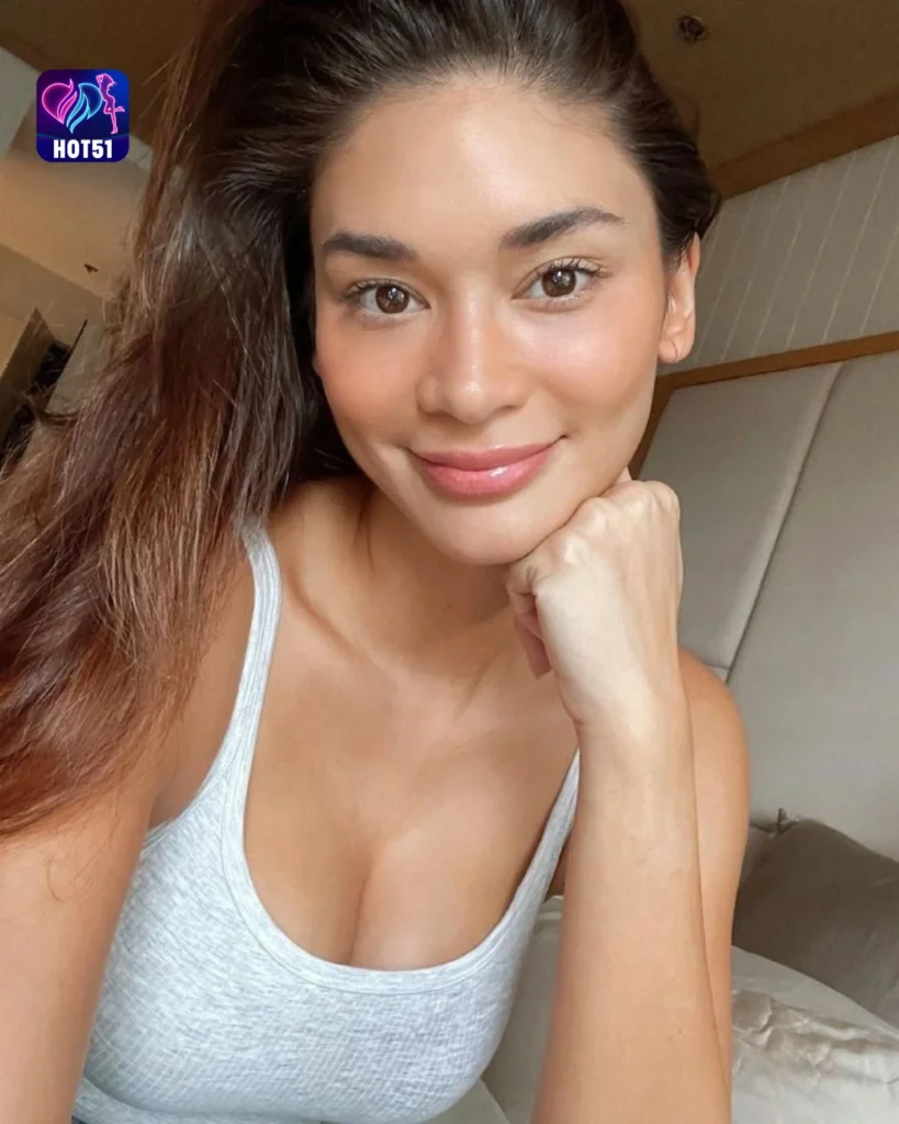 Stunning Pia Wurtzbach Photos on HOT51 Platform